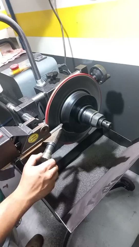 Máquina de usinagem de disco de freio